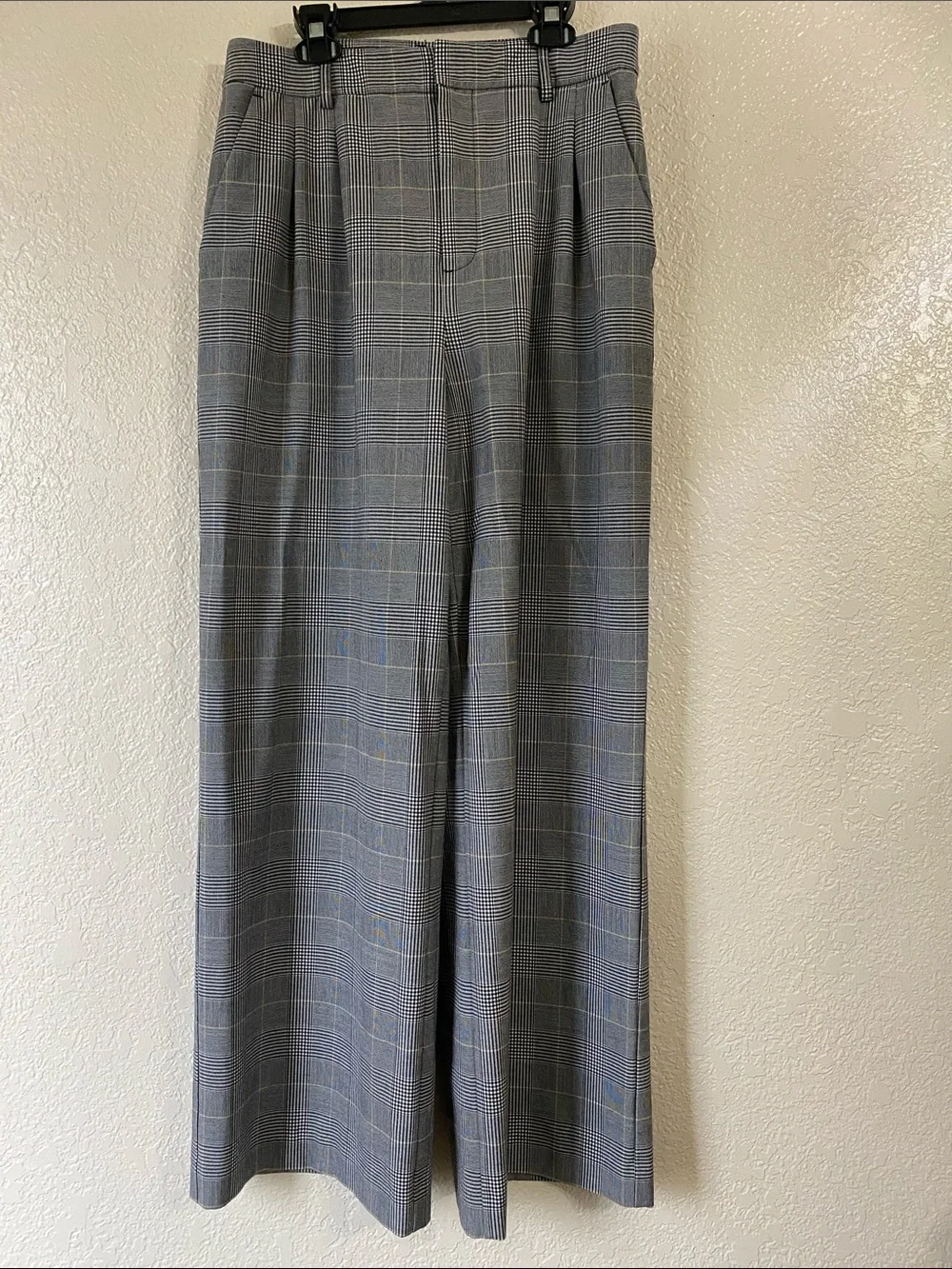 Ladie’s Plaid Suit